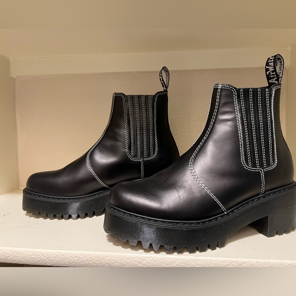 COPY - Dr. Martens Rometty Atlas Chelsea Boots